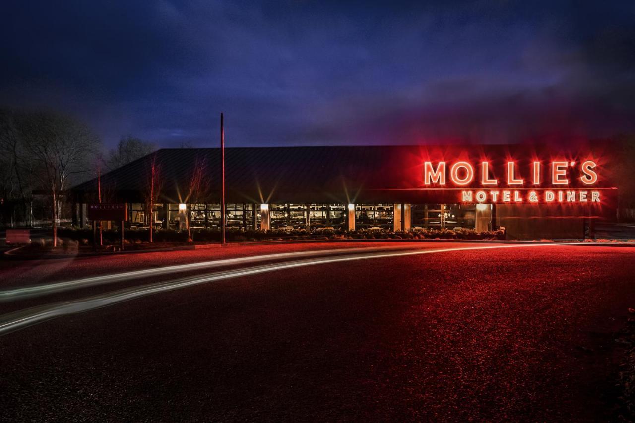 Mollie'S Motel & Diner Oxfordshire ファーリンドン エクステリア 写真